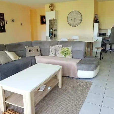 Country Side House, 5 Beds Holiday home *